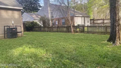 Exterior - 115 Shadow Hill Dr, Madison, MS 39110 photo 2 of 2