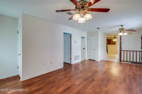 Living - 102 S Wright Ave, Long Beach, MS 39560 photo 2 of 5