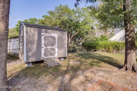 Exterior - 102 S Wright Ave, Long Beach, MS 39560 photo 2 of 4