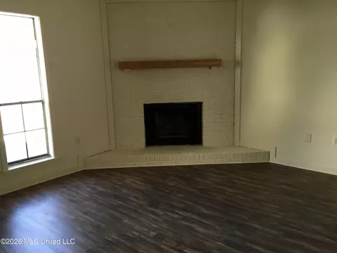 Living - 1050 Monroe St #ABCD, Jackson, MS 39202 photo 3 of 5