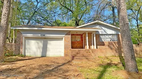 1955 Ventura Dr, Jackson, MS 39204