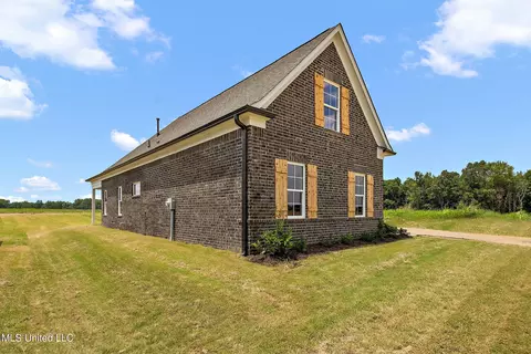 6558 E John Hamilton Way, Olive Branch, MS 38654 photo 3