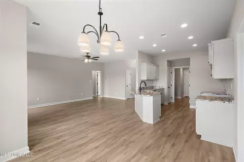 6558 E John Hamilton Way, Olive Branch, MS 38654 photo 10