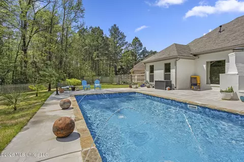 Exterior - 711 S Chickasaw Dr, Flowood, MS 39232 photo 9 of 15