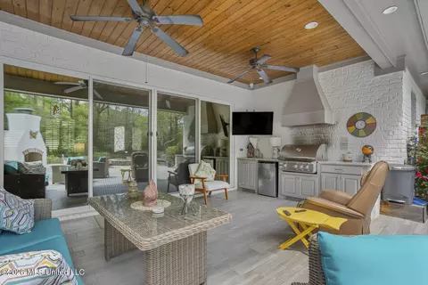 Exterior - 711 S Chickasaw Dr, Flowood, MS 39232 photo 15 of 15