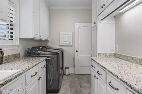 Other - 711 S Chickasaw Dr, Flowood, MS 39232 photo 4 of 10
