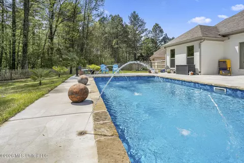 Exterior - 711 S Chickasaw Dr, Flowood, MS 39232 photo 8 of 15