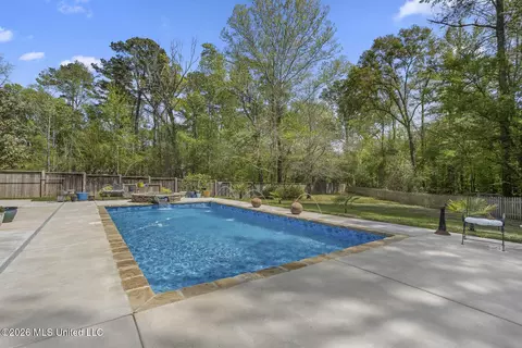 Exterior - 711 S Chickasaw Dr, Flowood, MS 39232 photo 12 of 15