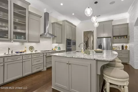 Kitchen - 711 S Chickasaw Dr, Flowood, MS 39232 photo 7 of 7
