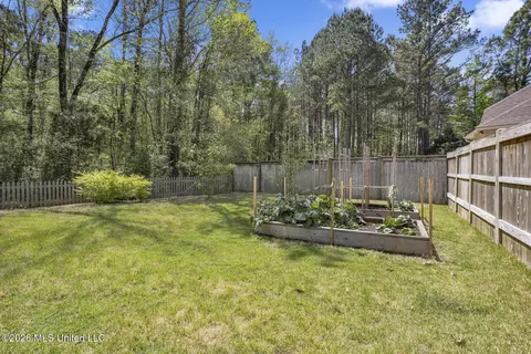 Exterior - 711 S Chickasaw Dr, Flowood, MS 39232 photo 13 of 15
