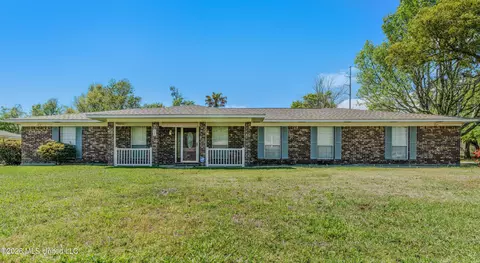 935 Oakleigh Ave, Gulfport, MS 39507