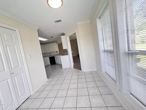 Entry Way - 113 Fox Run, Mccomb, MS 39648 photo 1 of 1