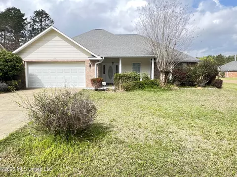 Exterior - 113 Fox Run, Mccomb, MS 39648 photo 3 of 4