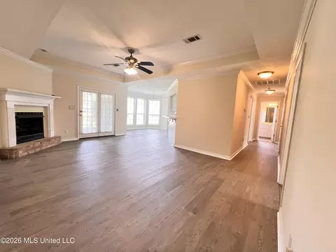 Living - 113 Fox Run, Mccomb, MS 39648 photo 1 of 4
