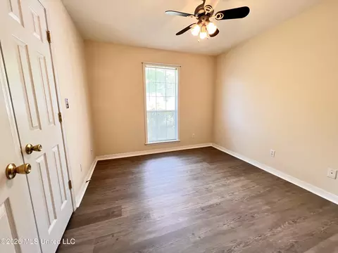 Bedroom - 113 Fox Run, Mccomb, MS 39648 photo 2 of 2