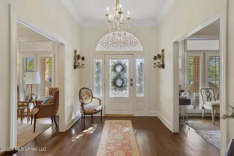 Entry Way - 5111 Canton Heights Dr, Jackson, MS 39211 photo 1 of 2