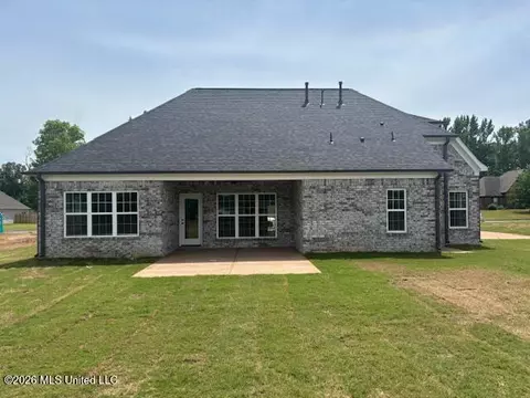 Exterior - 926 Buttermilk Dr, Nesbit, MS 38651 photo 3 of 3