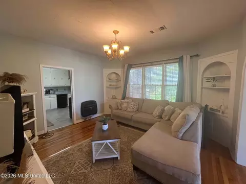 251 W Race St, Rolling Fork, MS 39159 photo 7
