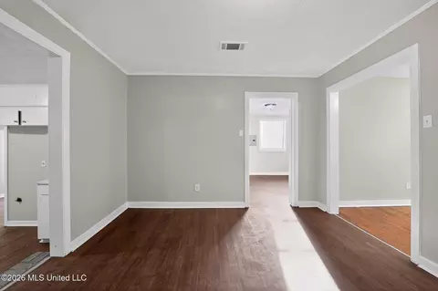Entry Way - 764 Avalon Rd, Jackson, MS 39206 photo 1 of 3
