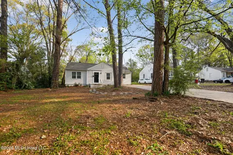 764 Avalon Rd, Jackson, MS 39206