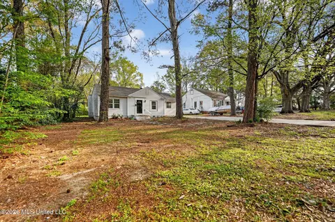 Exterior - 764 Avalon Rd, Jackson, MS 39206 photo 2 of 6