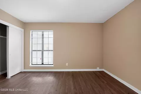Bedroom - 1541 Dianne Dr, Jackson, MS 39204 photo 7 of 9
