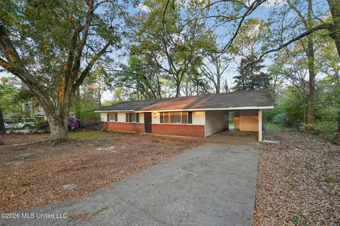 Exterior - 5559 Queen Mary Ln, Jackson, MS 39209 photo 1 of 6