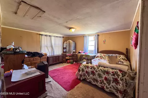 Bedroom - 10650 Hwy 72, Walnut, MS 38683 photo 3 of 4