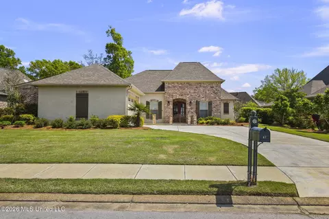 67 Grandview Cir, Brandon, MS 39047