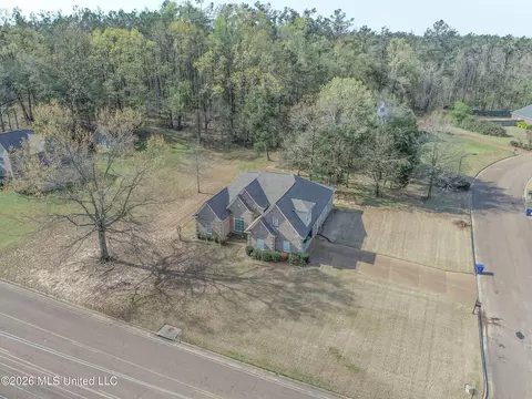 101 Womack Cv, Batesville, MS 38606