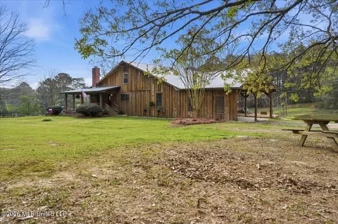 410 Carson Rd, Carthage, MS 39051 photo 4