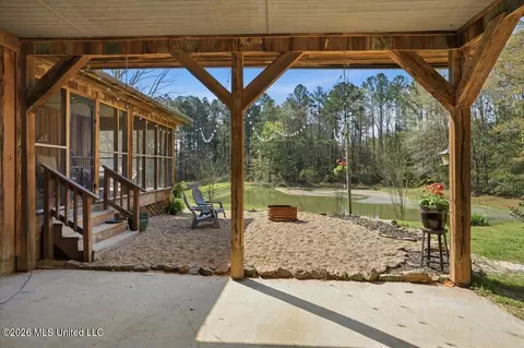 410 Carson Rd, Carthage, MS 39051 photo 8