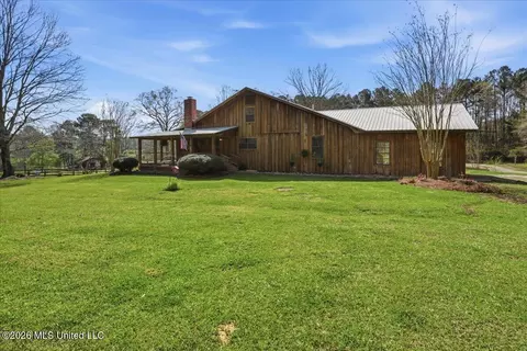 410 Carson Rd, Carthage, MS 39051 photo 3