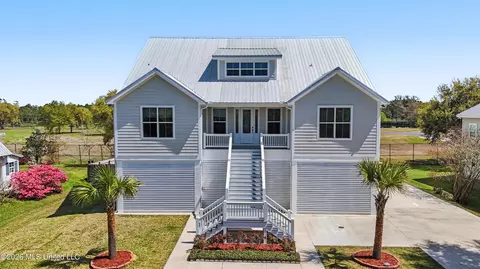 6 Sherman Ave, Pass Christian, MS 39571