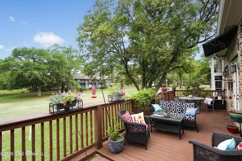 Exterior - 210 Fairway Villa, Diamondhead, MS 39525 photo 9 of 12
