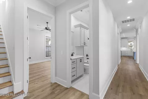 Entry Way - 2140 Herons Bay Cir, Madison, MS 39110 photo 1 of 3