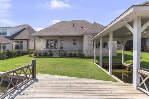 Exterior - 2140 Herons Bay Cir, Madison, MS 39110 photo 3 of 5