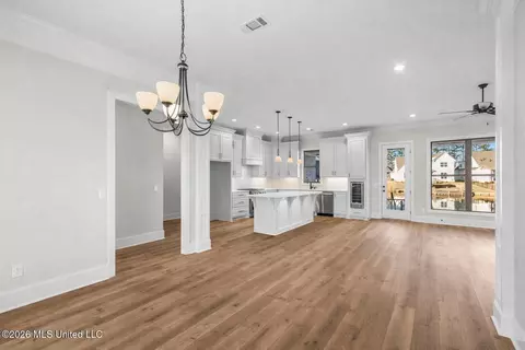 Living - 2140 Herons Bay Cir, Madison, MS 39110 photo 6 of 6