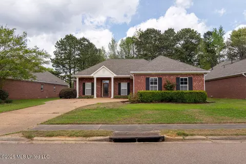 112 Susan Ln, Brandon, MS 39042