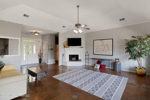 Other - 650 Fairway Dr, Hernando, MS 38632 photo 3 of 11