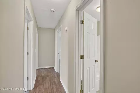 Entry Way - 610 Ridge Pl, Byram, MS 39272 photo 1 of 1