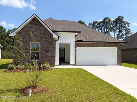 15162 High Point Dr, Gulfport, MS 39503