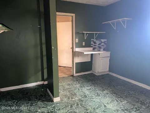 Entry Way - 122 Green Harbor Dr, Jackson, MS 39206 photo 3 of 3