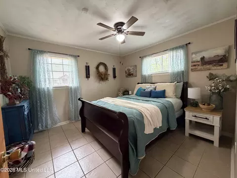 Bedroom - 502 NW Kennedy Dr, Magee, MS 39111 photo 3 of 4