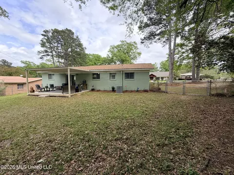 Exterior - 502 NW Kennedy Dr, Magee, MS 39111 photo 6 of 9