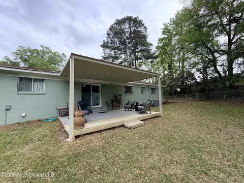 Exterior - 502 NW Kennedy Dr, Magee, MS 39111 photo 4 of 9