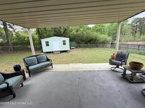 Exterior - 502 NW Kennedy Dr, Magee, MS 39111 photo 2 of 9