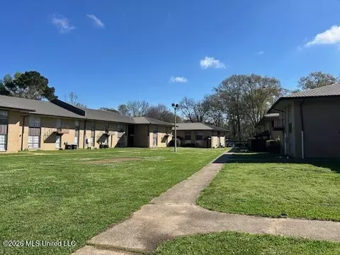 3150 Robinson Rd, Jackson, MS 39209