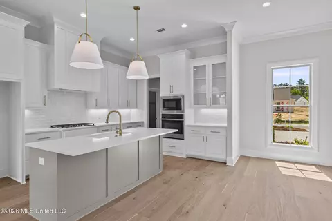 Kitchen - 202 Benners Ln, Madison, MS 39110 photo 1 of 2