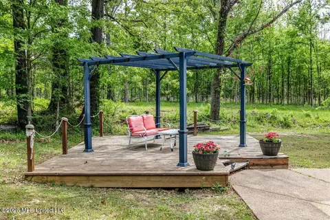 Exterior - 3876 Kyle Ln, Hernando, MS 38632 photo 13 of 14